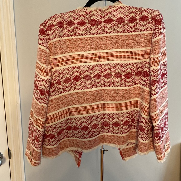 Loft Jacket - Picture 5 of 7